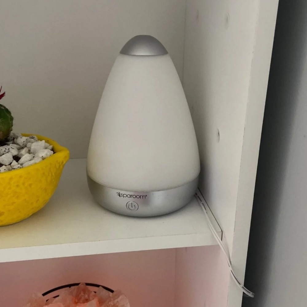 Oil diffuser
